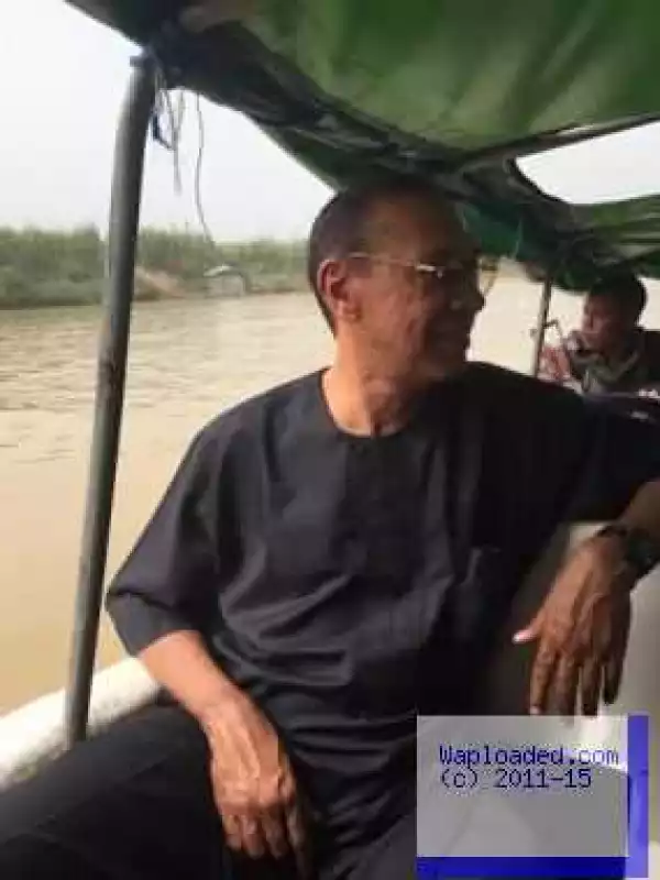 Photos: Ben Murray-Bruce Rides In A Small Boat To Get Across To His Constituency